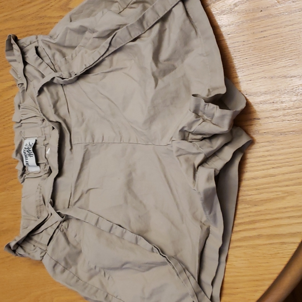 khaki